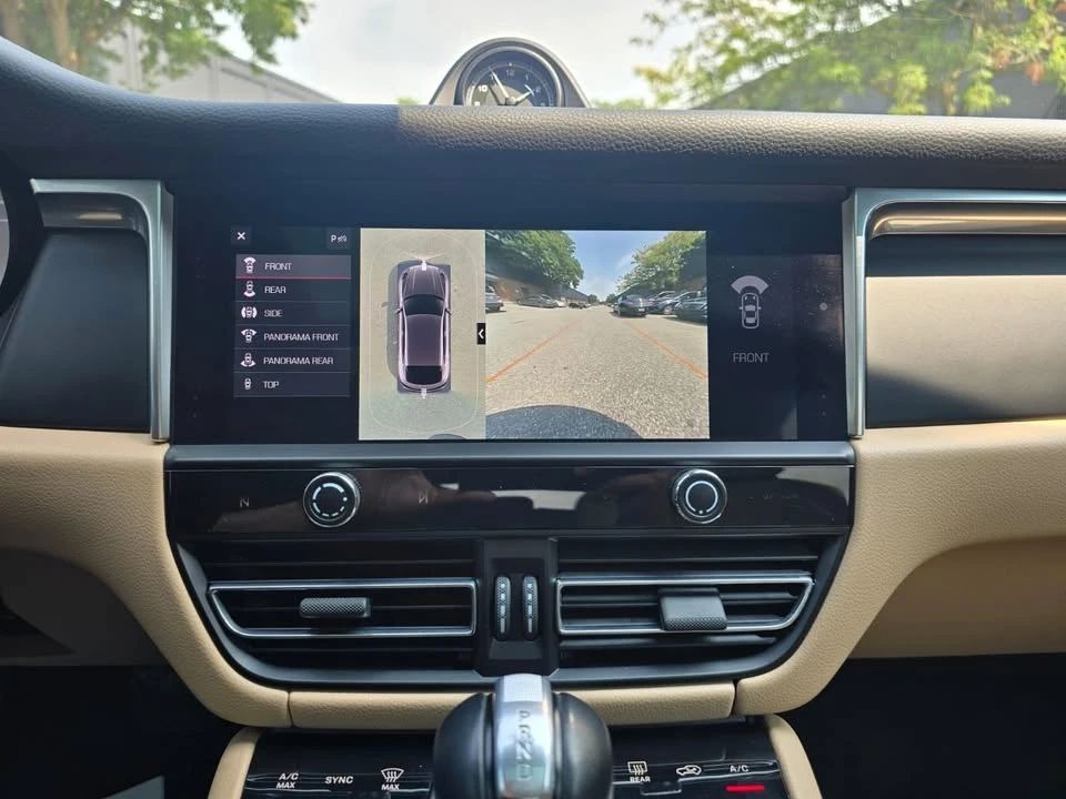 2023 Porsche Macan T - Image 16 of 19