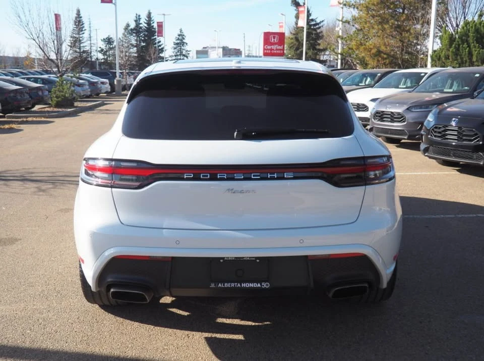 2023 Porsche Macan - Image 2 of 4