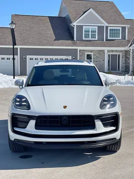 2023 Porsche Macan