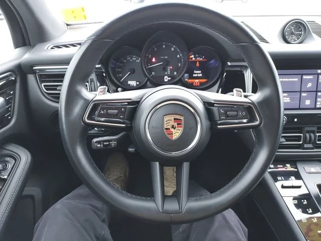 2023 Porsche Macan - Image 2 of 18