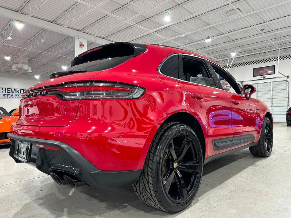 2023 Porsche Macan T - Image 4 of 21