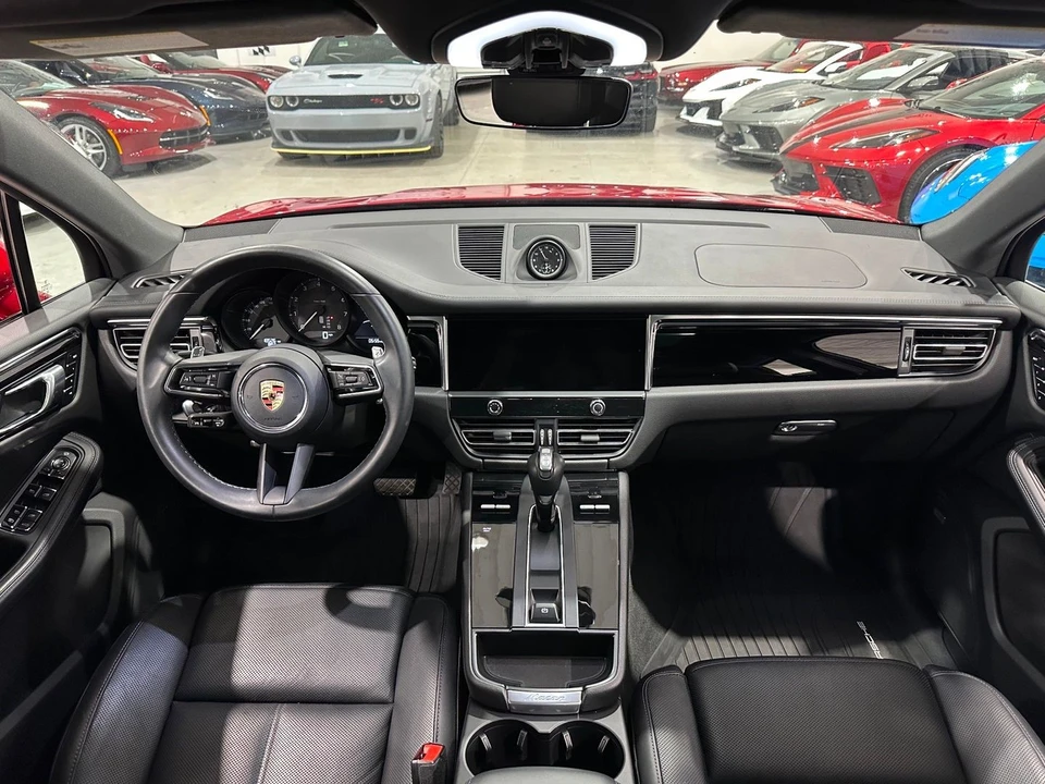 2023 Porsche Macan T - Image 16 of 21
