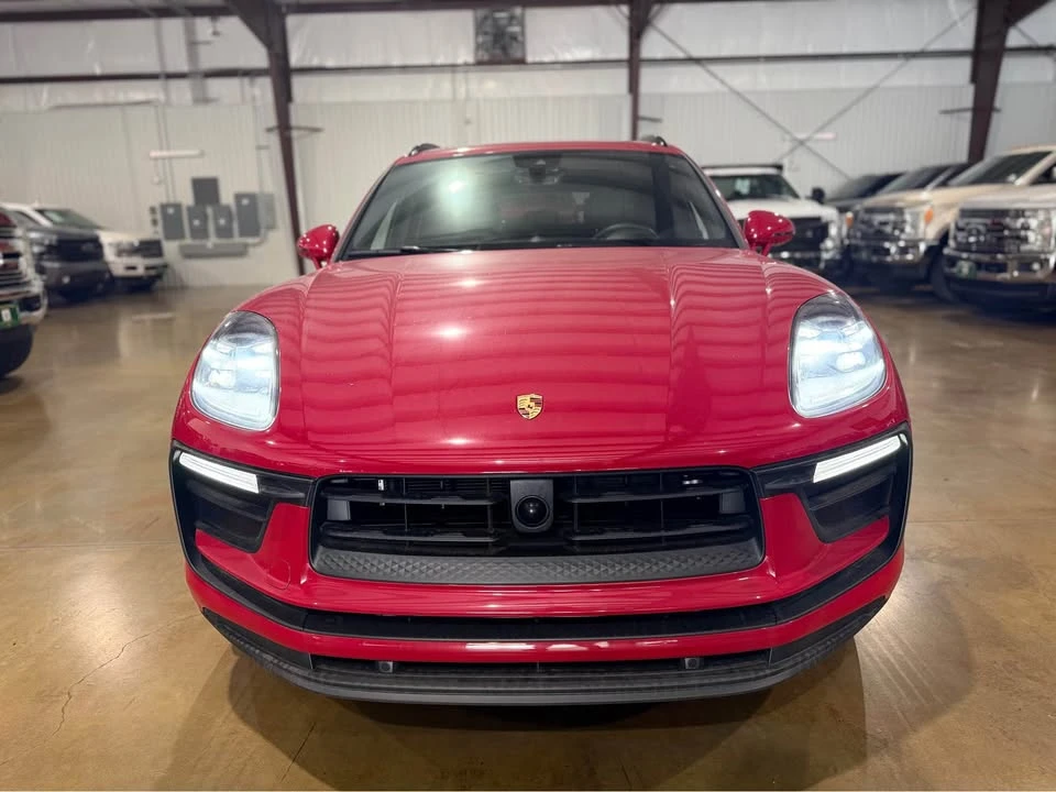 2023 Porsche Macan - Image 8 of 17