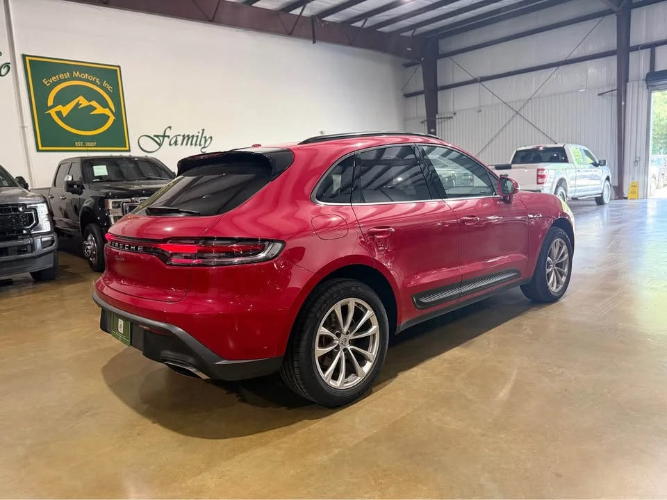 2023 Porsche Macan - Image 5 of 17