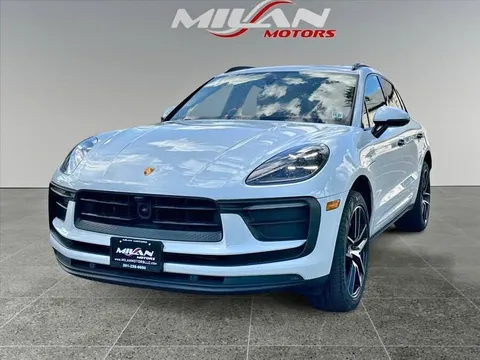 2023 Porsche Macan AWD