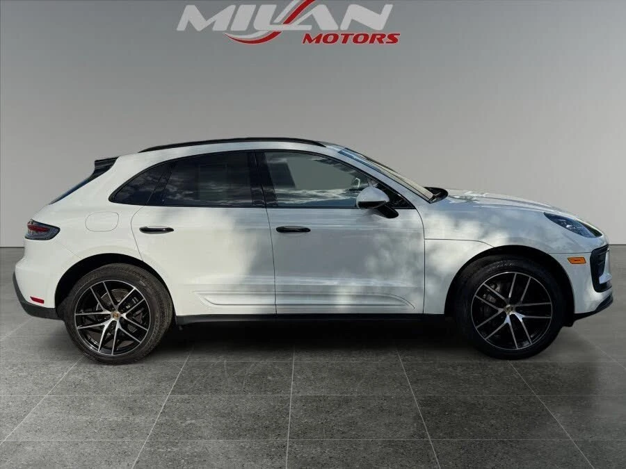 2023 Porsche Macan T - Image 6 of 20