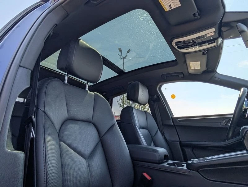 2023 Porsche Macan T - Image 17 of 20