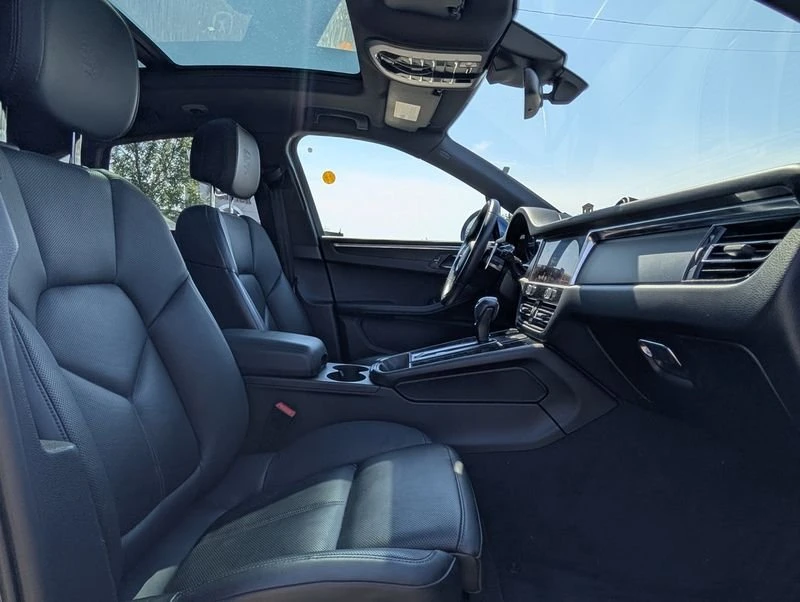 2023 Porsche Macan T - Image 16 of 20