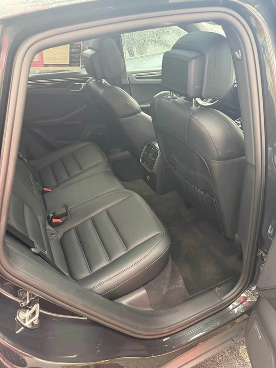 2023 Porsche Macan T - Image 8 of 11