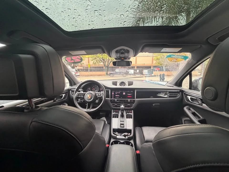 2023 Porsche Macan T - Image 11 of 11