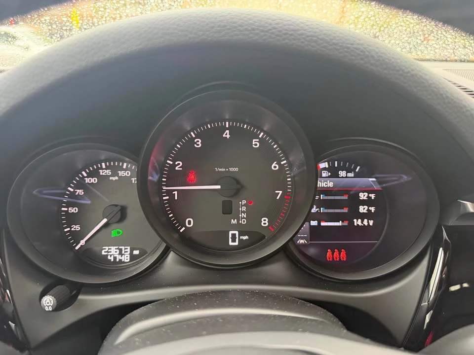 2023 Porsche Macan T - Image 5 of 11