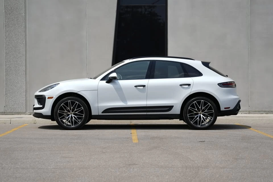 2023 Porsche Macan T - Image 4 of 15