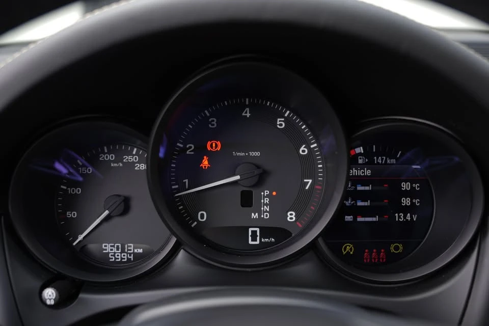 2023 Porsche Macan T - Image 15 of 15