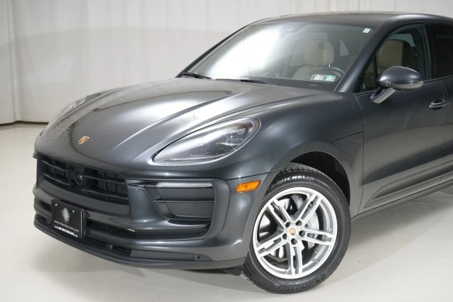 2023 Porsche Macan - Image 6 of 21