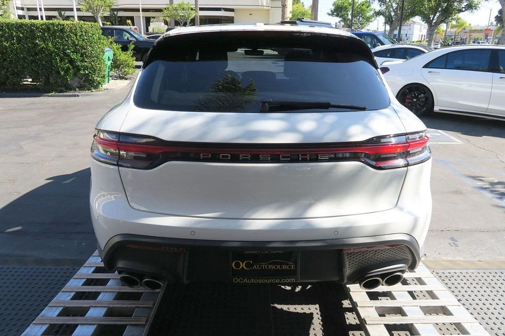 2023 Porsche Macan - Image 8 of 21