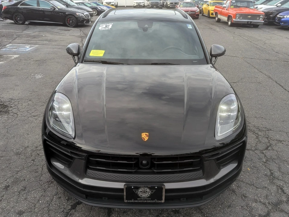 2023 Porsche Macan - Image 3 of 21