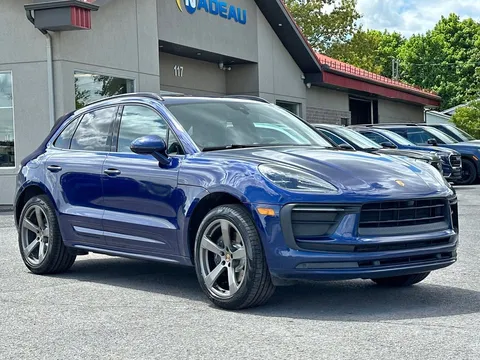 2023 Porsche Macan AWD