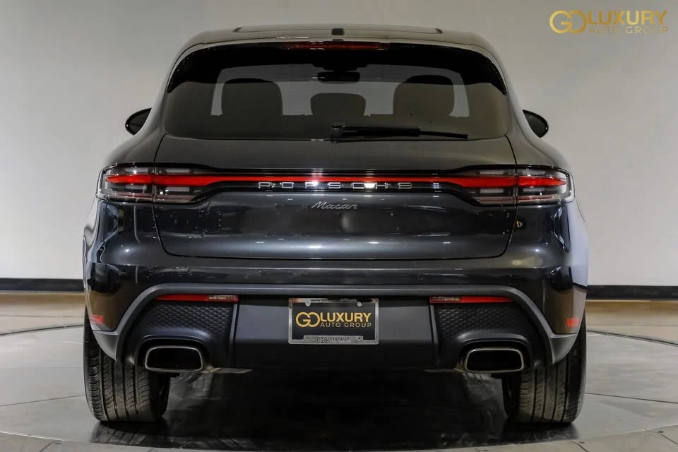 2023 Porsche Macan - Image 11 of 20