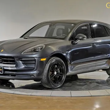 2023 Porsche Macan Base