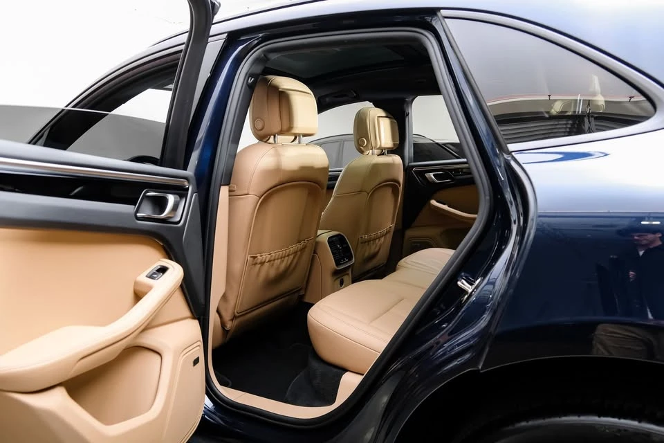 2023 Porsche Macan - Image 20 of 20