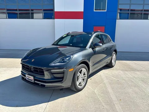 2023 Porsche Macan Base