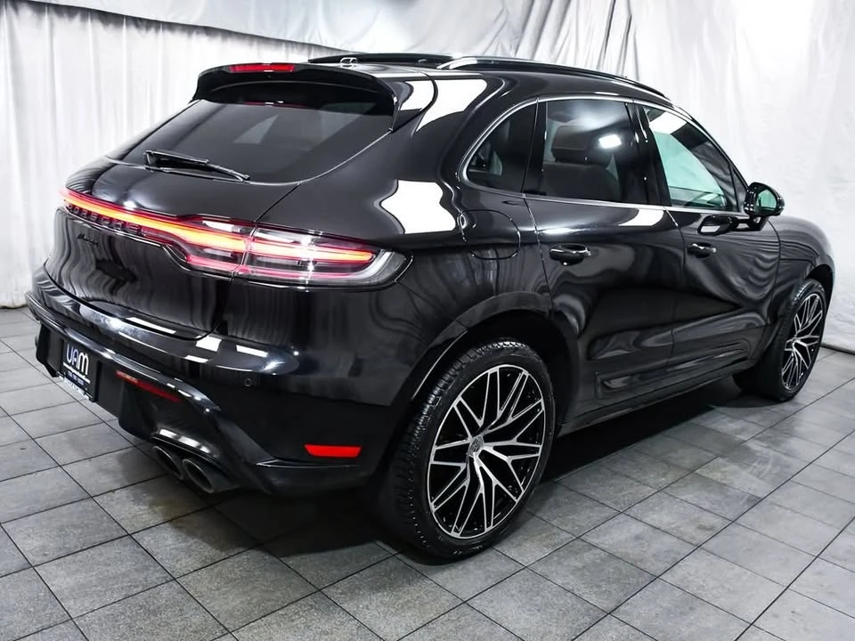 2023 Porsche Macan - Image 3 of 17