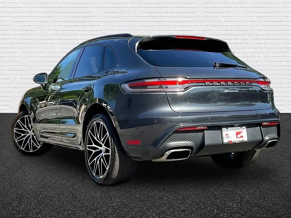 2023 Porsche Macan - Image 4 of 20
