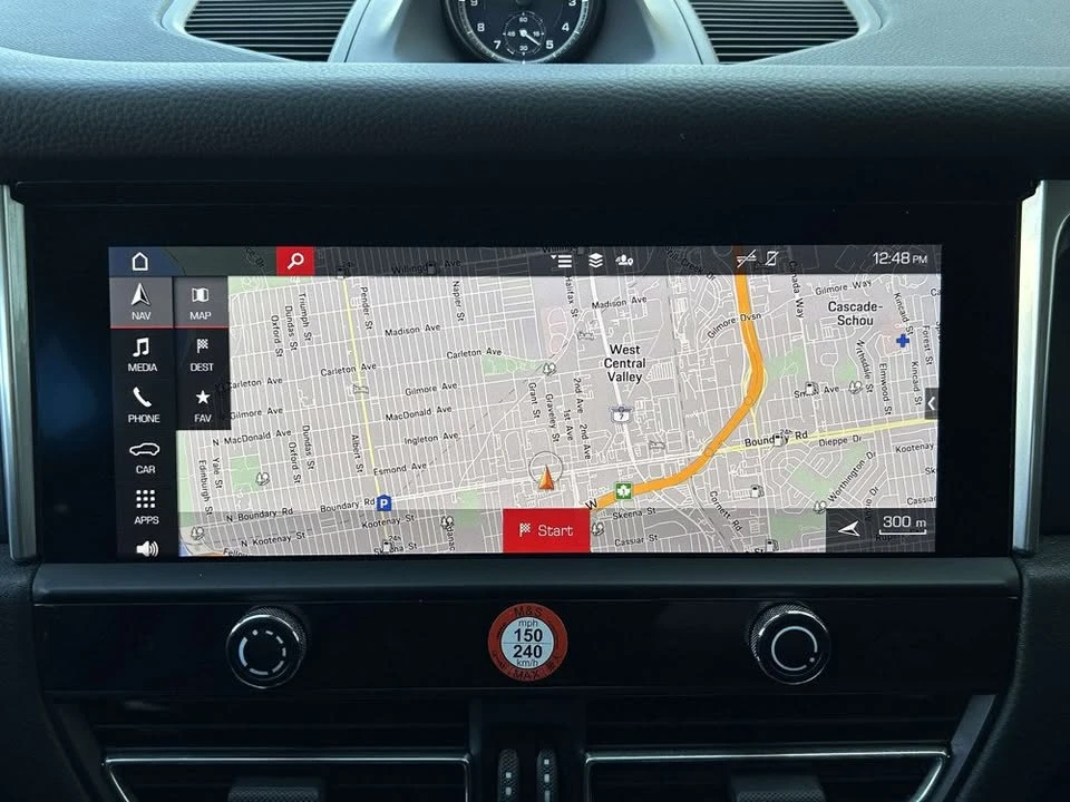 2023 Porsche Macan T - Image 15 of 20