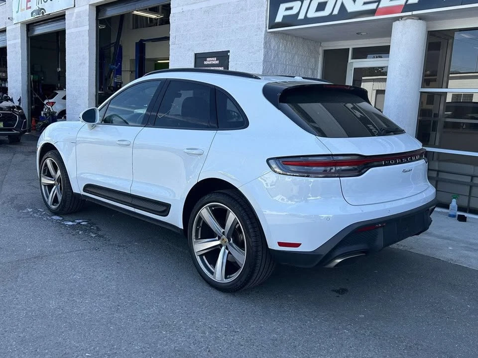 2023 Porsche Macan T - Image 3 of 20