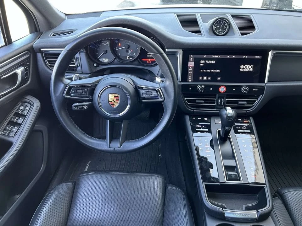 2023 Porsche Macan T - Image 16 of 20