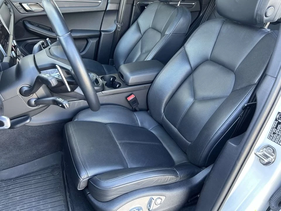 2023 Porsche Macan T - Image 8 of 20