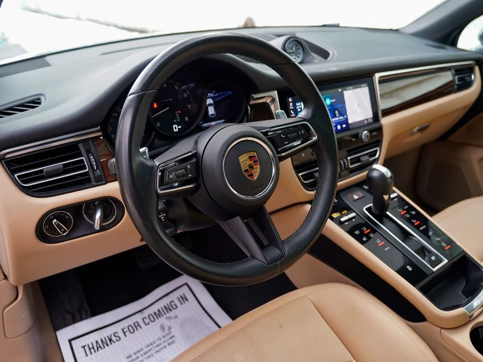 2023 Porsche Macan - Image 2 of 12