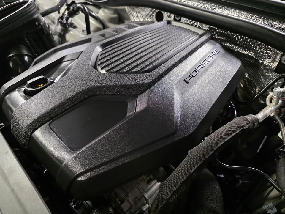 2023 Porsche Macan - Image 4 of 31