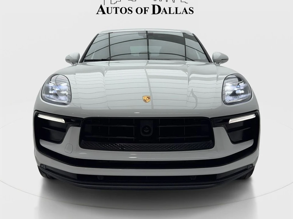 2023 Porsche Macan - Image 3 of 31