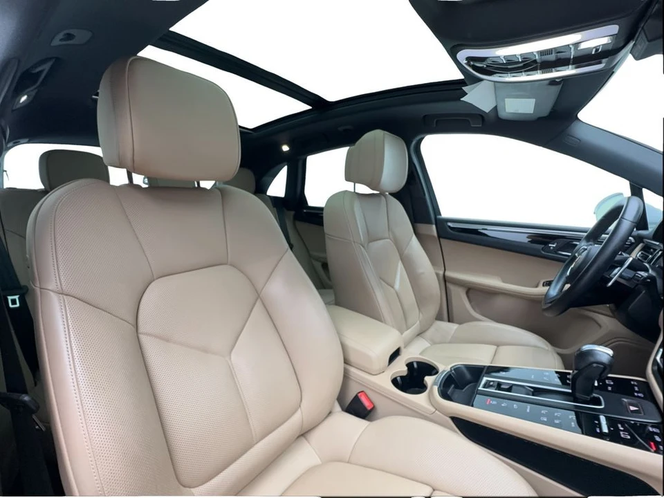 2023 Porsche Macan - Image 31 of 31