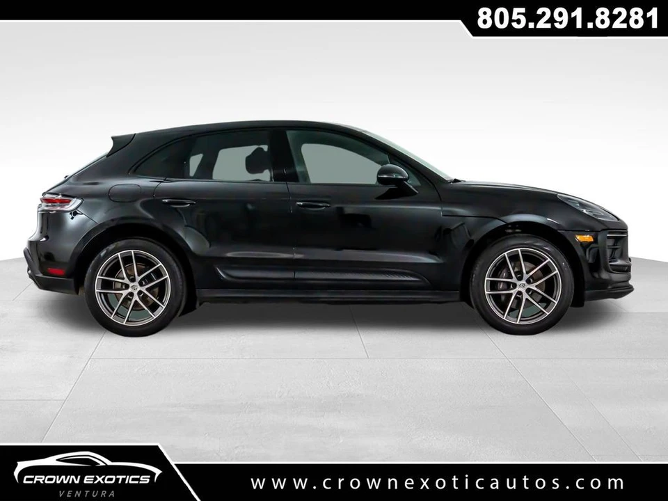 2023 Porsche Macan T - Image 8 of 12