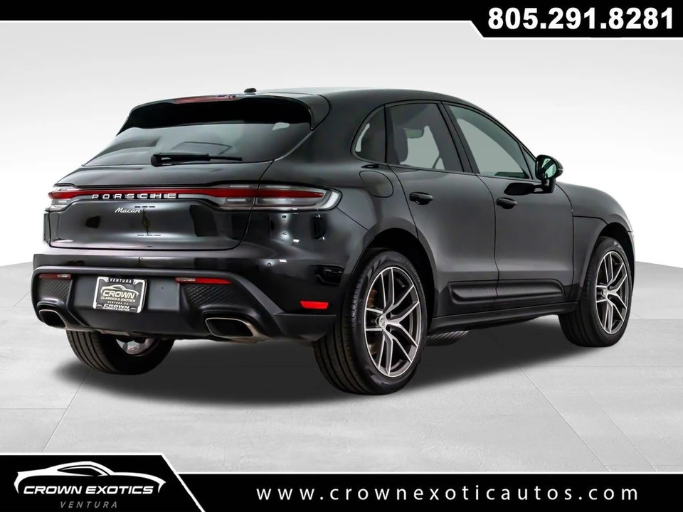 2023 Porsche Macan T - Image 7 of 12