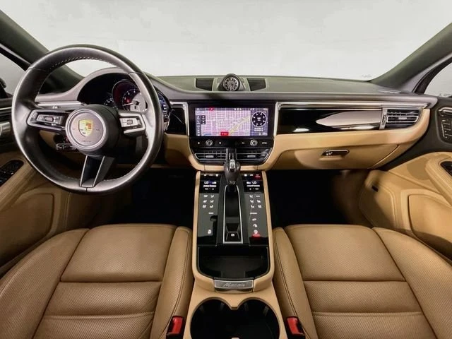 2023 Porsche Macan - Image 11 of 20