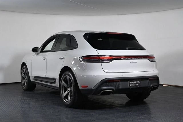 2023 Porsche Macan - Image 3 of 20