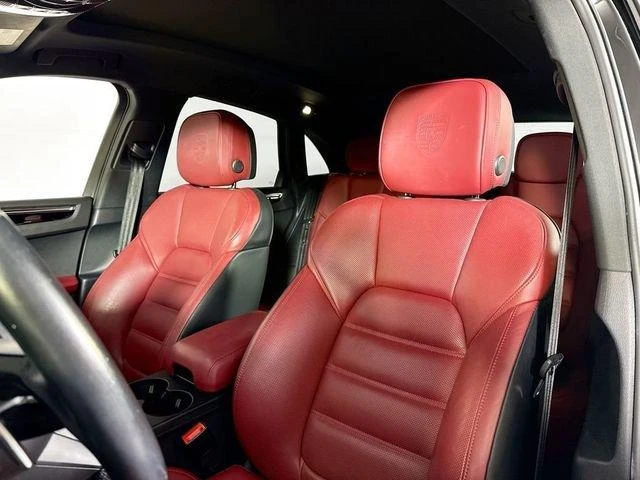 2023 Porsche Macan - Image 5 of 20