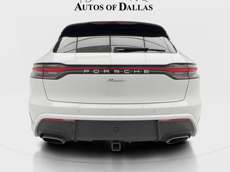 2023 Porsche Macan - Image 9 of 21