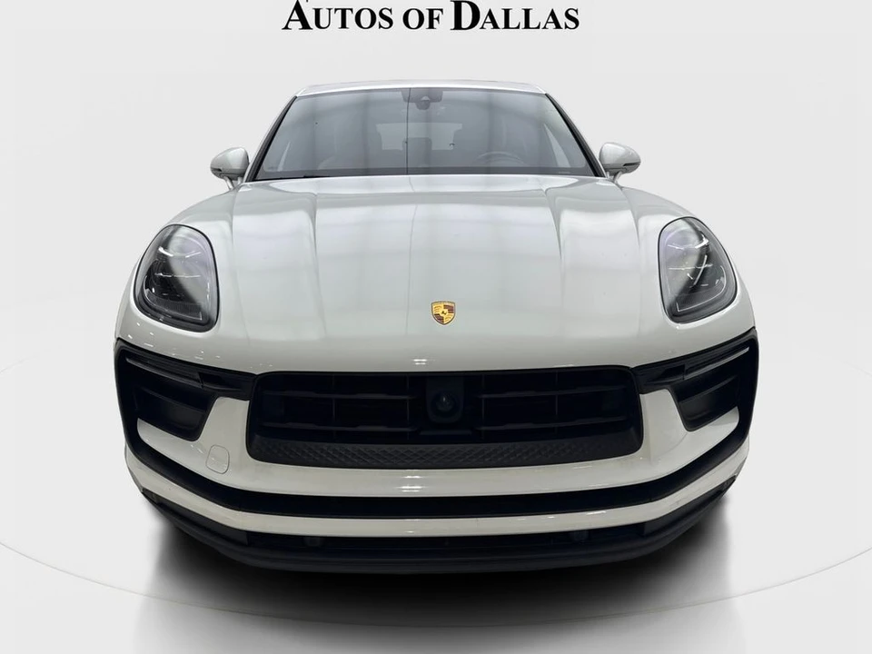 2023 Porsche Macan - Image 3 of 31