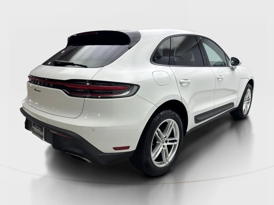 2023 Porsche Macan - Image 6 of 31