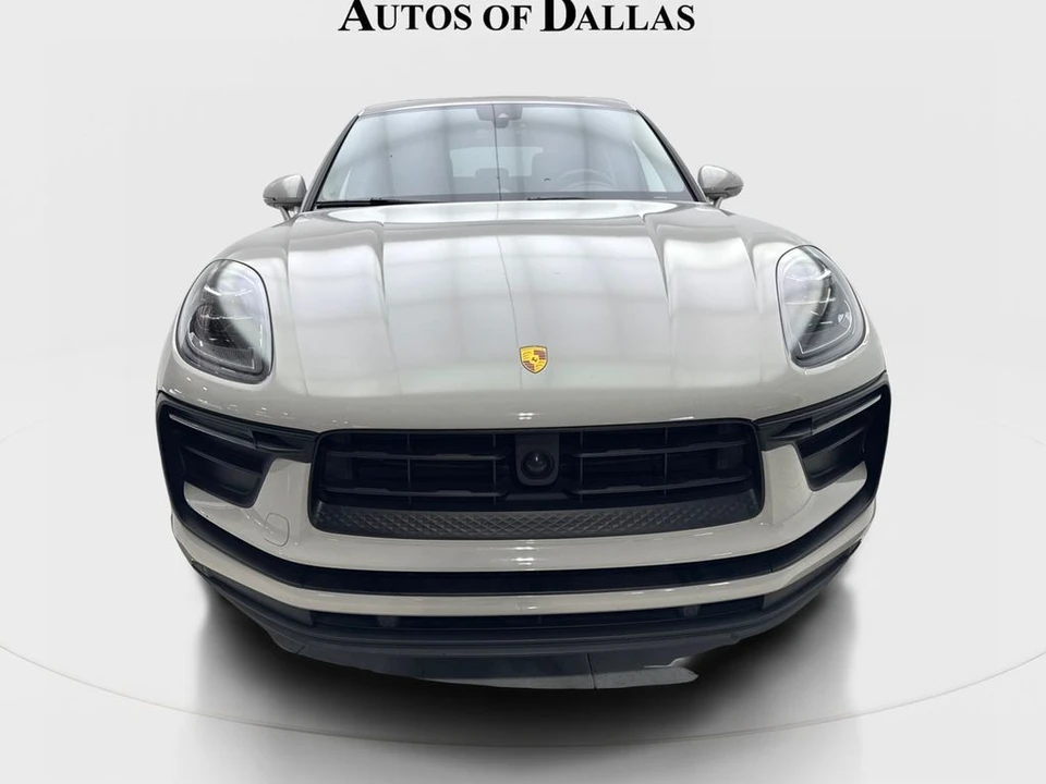2023 Porsche Macan - Image 3 of 31