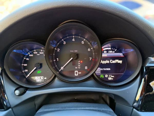 2023 Porsche Macan - Image 4 of 14