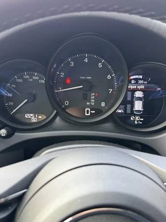 2023 Porsche Macan - Image 4 of 4