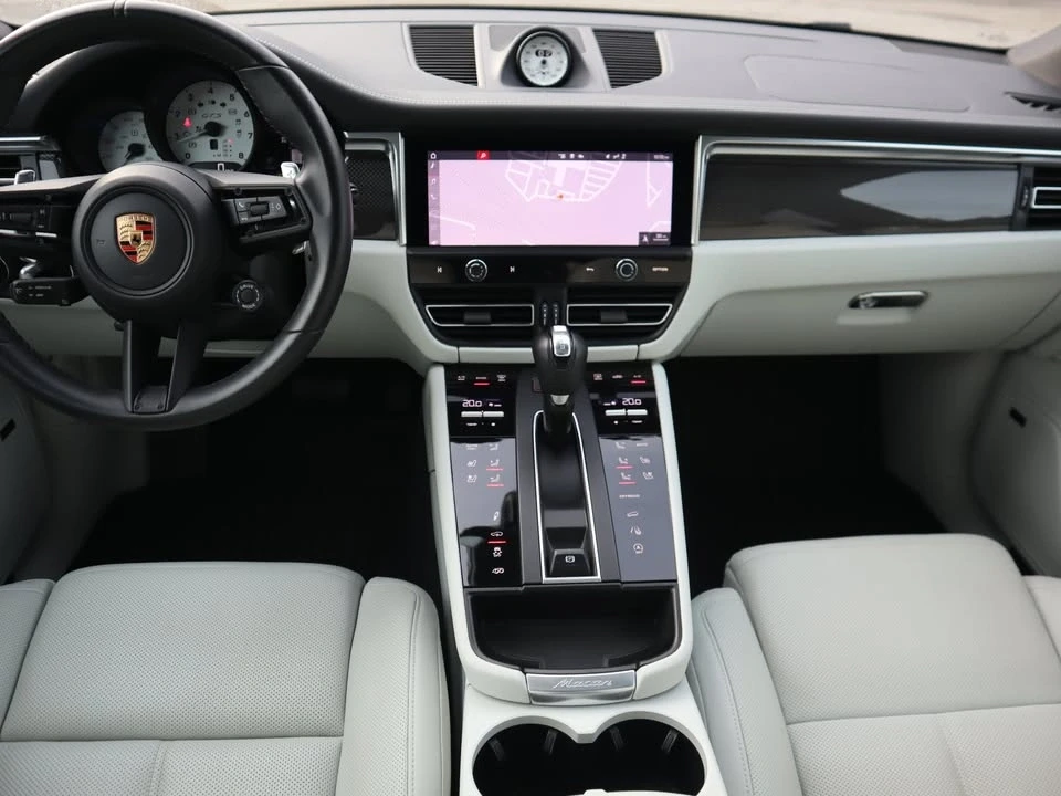 2023 Porsche Macan GTS - Image 12 of 19