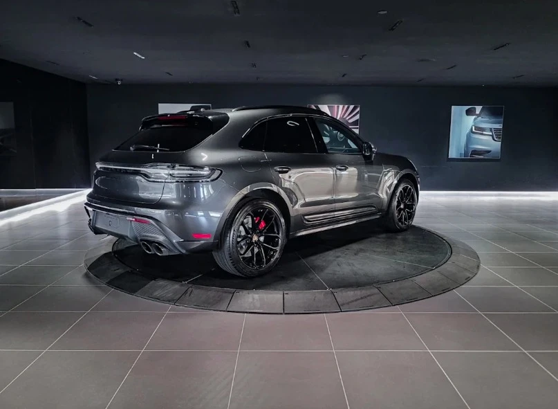 2023 Porsche Macan GTS - Image 5 of 13