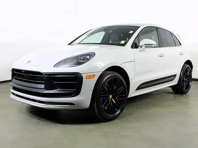 2023 Porsche Macan GTS - Image 11 of 12