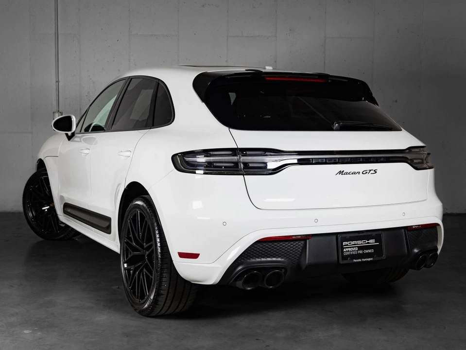 2023 Porsche Macan GTS - Image 3 of 5